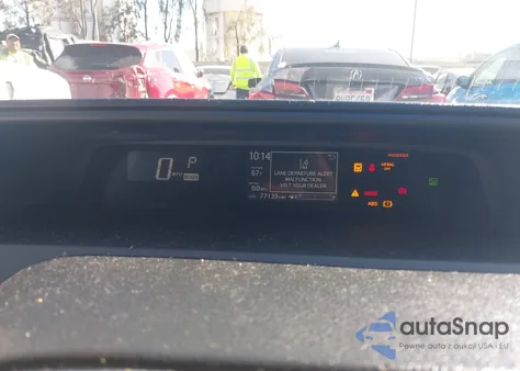 2018 Toyota Prius C Four z USA, uszkodzony, nr VIN JTDKDTB39J1601179